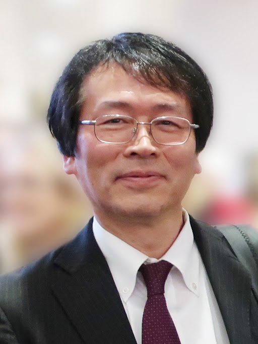 石田靖雅先生